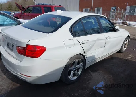2013 BMW 328I xDrive z USA, uszkodzony, nr VIN WBA3B5C55DF593060